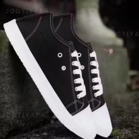 PREMIUM TRENDY CANVAS SHOES FOR MEN