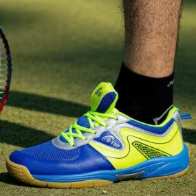 B-TUF Badminton Shoes Non Marking ideal for Squash Tennis Volleyball Sports Court Shoes For Men Women Boys Girls Kids (Passion; Blue, Green)