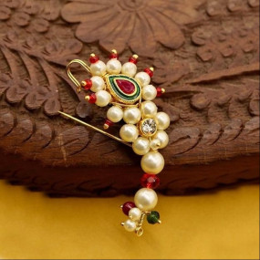 VAMA FASHIONS Traditional Maharastrian Marathi Style Banu Nath Design Safety Pin Brooch for Nauvari Paithani Saree Pleats Pallu Dress Women