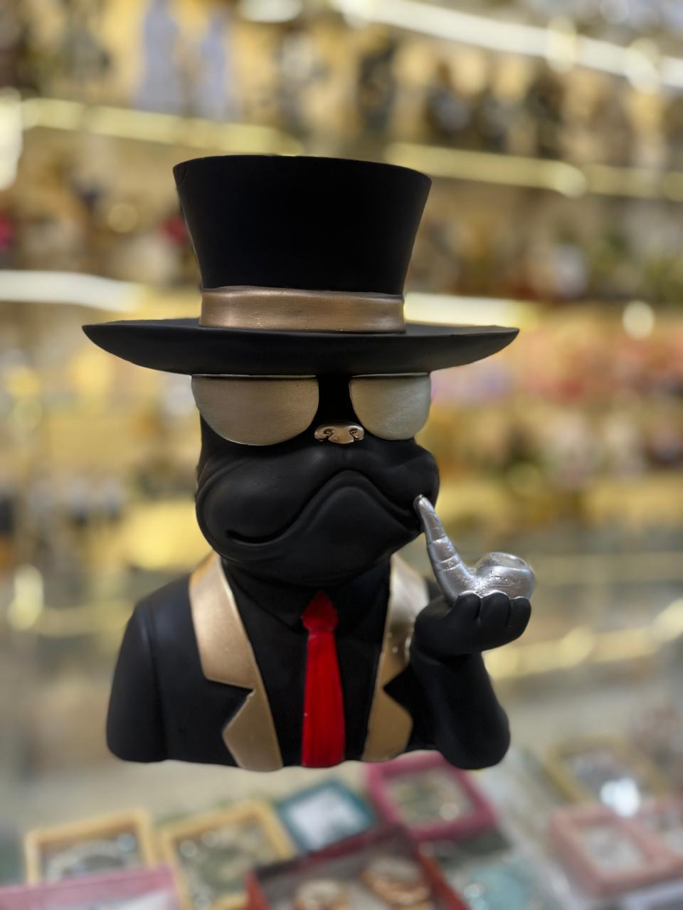 Mafia Boss Bulldog Statue – Cool Black Gold Gangster Dog Showpiece