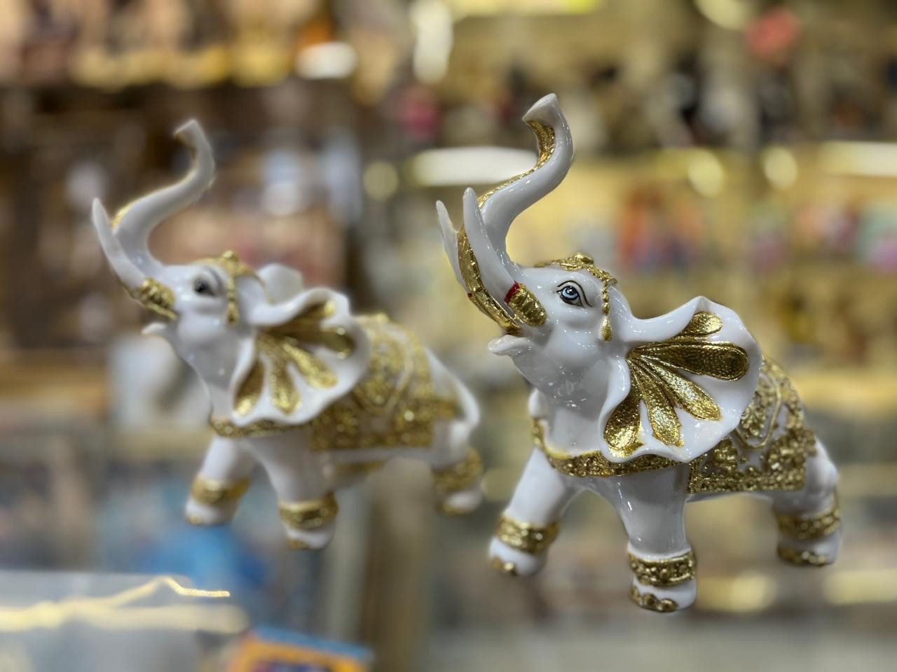 Royal White & Gold Elephant Pair