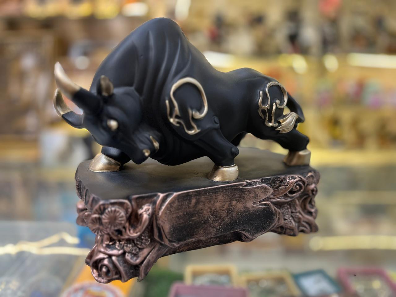 Charging Bull Statue – Black & Gold Wall Street Power Bull on Bronze Base