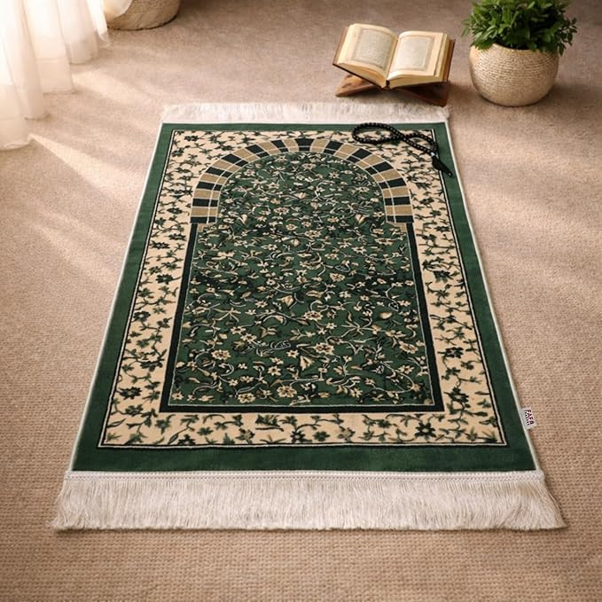 FAF Turkish Premium Velvet Janamaz Prayer Mat | Soft Thick Mussalla Namaz Mat for Muslims | Anti-Slip Base & Elegant Turkish Design | Comfortable Muslim Prayer Mat for Salah & Namaz (Green)
