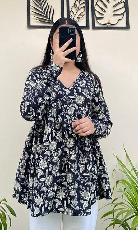 Women's Floral Printed Tunic Top, Pink, V-Neck, Long Sleeve, Flared Hem, for Casual Wear