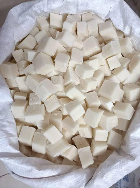 TA AA+ Soy Wax for Candle Making (Can be Used for Moulds & Jars Both) 900 gm